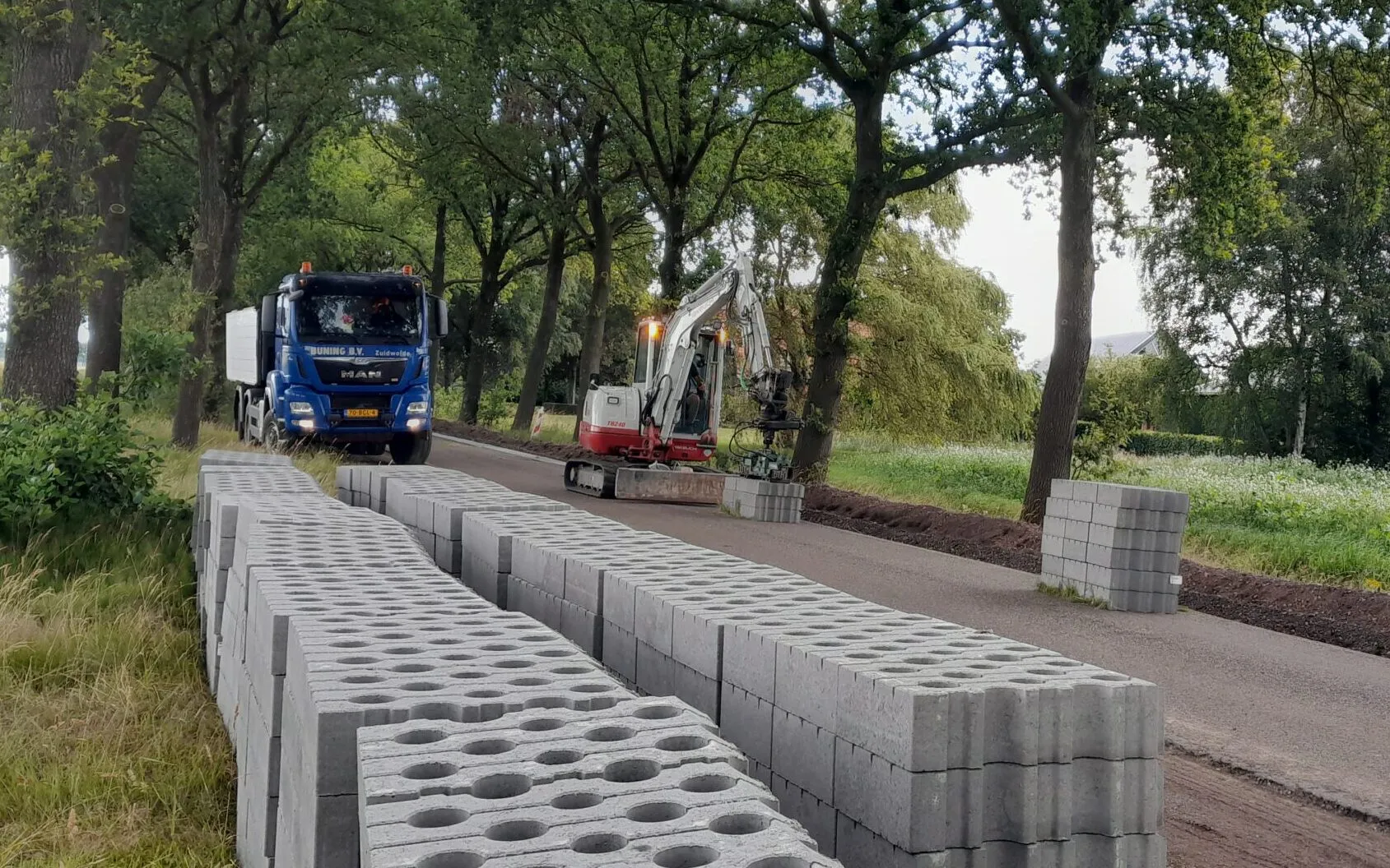 Aanbrengen bermverharding Westerwolde 2023